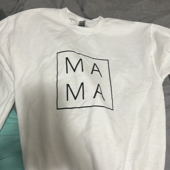 Mama Crewneck - Picture 2 of 3